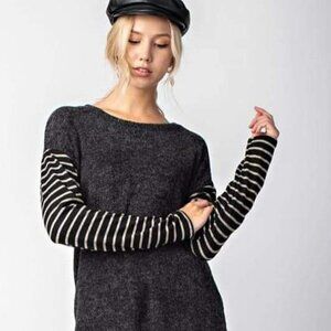 MON AMI Long sleeve Black terry fabric top with striped sleeves Size Med NWT
